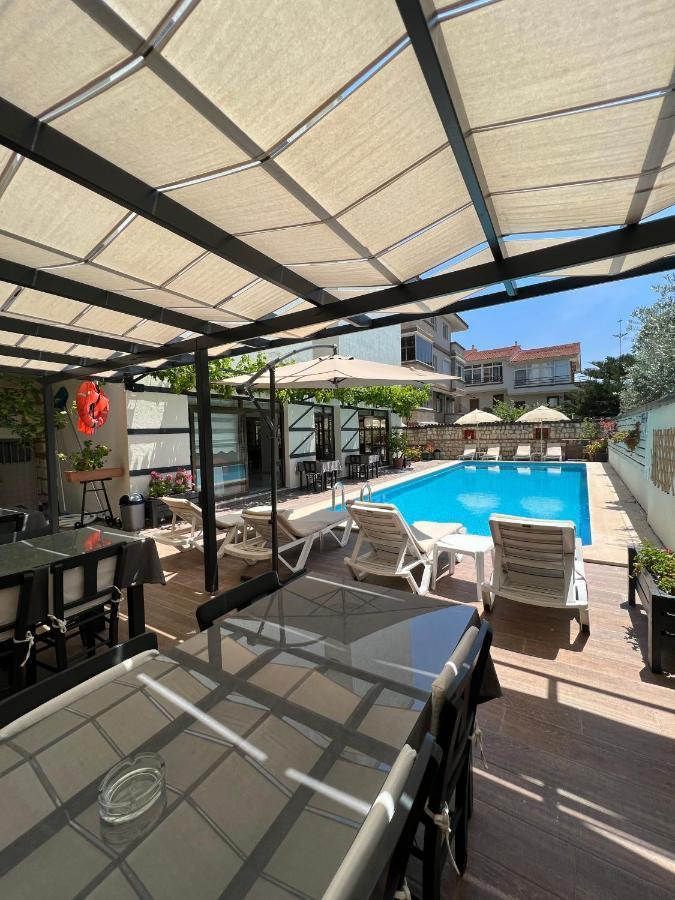 Bayram Hotel Çeşme Exterior foto